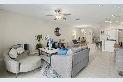 9424 Lemon Drop Loop, Sun City Center, FL 33573 - Photo 11