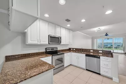 7069 Key Haven Road #302, Seminole, FL 33777 - Photo 7