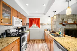 7104 Bramblewood Dr, Port Richey, FL 34668 - Photo 11