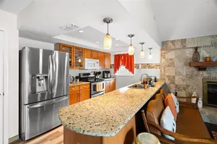 7104 Bramblewood Dr, Port Richey, FL 34668 - Photo 13