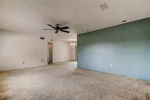 8586 Forsyth Dr, Seminole, FL 33772 - Photo 3