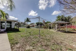 8586 Forsyth Dr, Seminole, FL 33772 - Photo 19