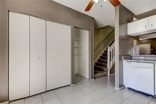 6318 Bayside Key Dr, Tampa, FL 33615 - Photo 17