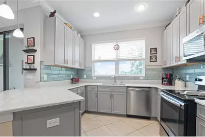 9204 Fox Sparrow Road, Tampa, FL 33626 - Photo 15