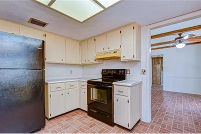 2608 Bellwood Drive, Brandon, FL 33511 - Photo 7