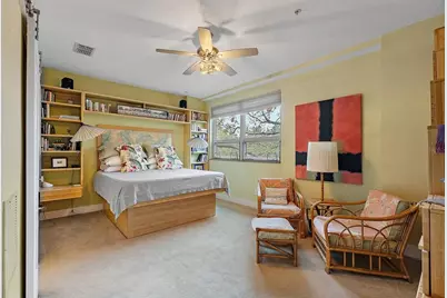 325 5th Avenue S #10, Saint Petersburg, FL 33701 - Photo 7