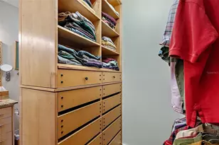 325 5th Ave S, Saint Petersburg, FL 33701 - Photo 9