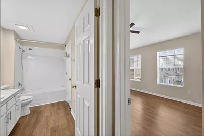 11047 Black Swan Court, Seffner, FL 33584 - Photo 19