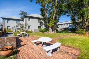 6927 Place De La Paix, Saint Petersburg, FL 33707 - Photo 25