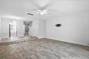 6927 Place De La Paix, Saint Petersburg, FL 33707 - Photo 31