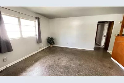 10705 N Dixon Avenue, Tampa, FL 33612 - Photo 3