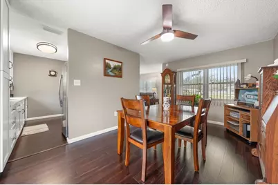 1339 Russell Drive N, Saint Petersburg, FL 33710 - Photo 9