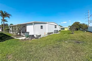 272 Northgate Dr, Tarpon Springs, FL 34689 - Photo 37