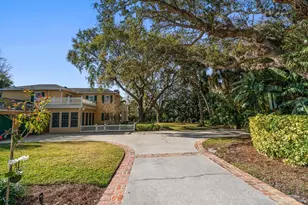 100 Sarasota Rd, Belleair, FL 33756 - Photo 71