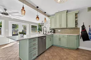 2005 Jackson St N, Saint Petersburg, FL 33704 - Photo 15