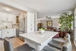 8080 112th St, Seminole, FL 33772 - Photo 9