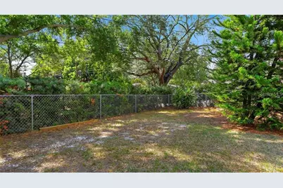 325 42nd Avenue N, Saint Petersburg, FL 33703 - Photo 15