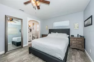 1613 Elizabeth Ln, Clearwater, FL 33755 - Photo 23