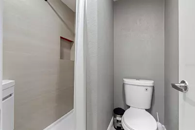 10113 Royal Acres Court, Tampa, FL 33615 - Photo 39