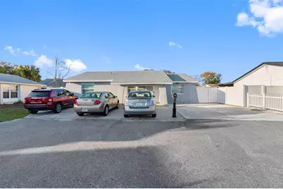 10113 Royal Acres Court, Tampa, FL 33615 - Photo 15