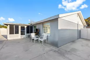 10113 Royal Acres Ct, Tampa, FL 33615 - Photo 33