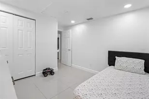 10113 Royal Acres Ct, Tampa, FL 33615 - Photo 41