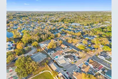 10113 Royal Acres Court, Tampa, FL 33615 - Photo 17