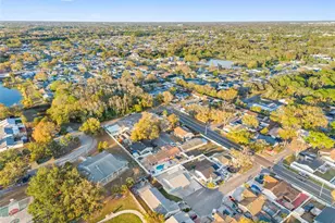 10113 Royal Acres Ct, Tampa, FL 33615 - Photo 17