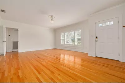 333 30th Avenue N, Saint Petersburg, FL 33704 - Photo 3