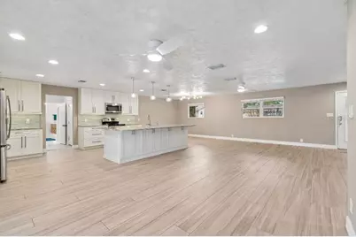 1611 Sunnyhills Drive, Brandon, FL 33510 - Photo 7