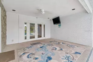 1611 Sunnyhills Dr, Brandon, FL 33510 - Photo 33