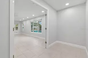 1611 Sunnyhills Dr, Brandon, FL 33510 - Photo 15