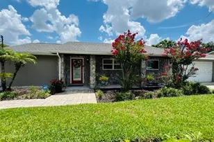 1611 Sunnyhills Dr, Brandon, FL 33510 - Photo 45