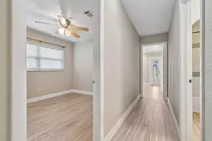 1611 Sunnyhills Dr, Brandon, FL 33510 - Photo 27