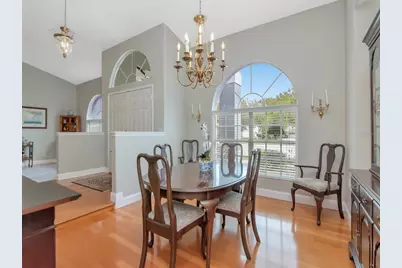 5201 Silverado Way, Valrico, FL 33596 - Photo 5