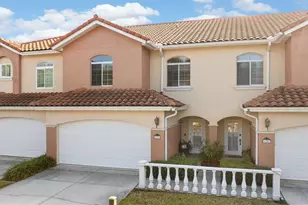 6339 Vista Verde Dr E, Gulfport, FL 33707 - Photo 1