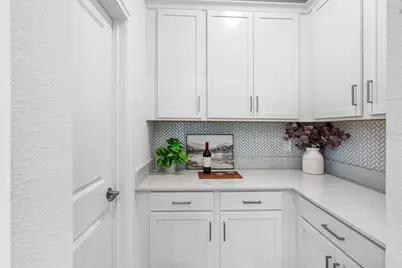 18178 Serene Lake Loop, Lutz, FL 33548 - Photo 13