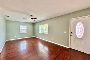 809 W Hiawatha St, Tampa, FL 33604 - Photo 5