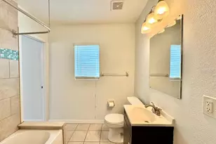 809 W Hiawatha St, Tampa, FL 33604 - Photo 25