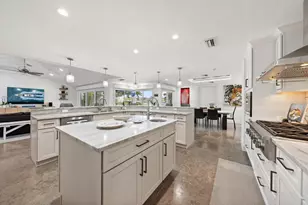 109 Driftwood Ln, Largo, FL 33770 - Photo 11