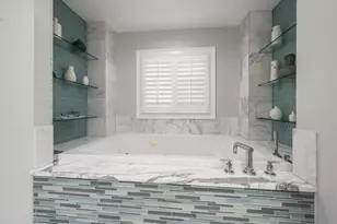 109 Driftwood Ln, Largo, FL 33770 - Photo 37