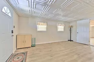 6028 136th Ave N, Clearwater, FL 33760 - Photo 9