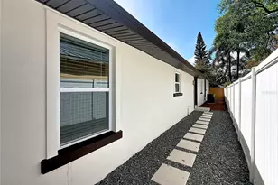 3021 Granville Ct N, Saint Petersburg, FL 33704 - Photo 61