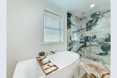 3021 Granville Court N, Saint Petersburg, FL 33704 - Photo 37