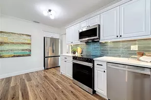 3021 Granville Ct N, Saint Petersburg, FL 33704 - Photo 13