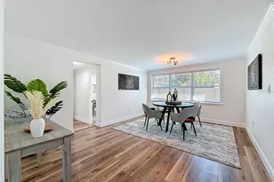 3021 Granville Ct N, Saint Petersburg, FL 33704 - Photo 17