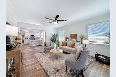 3021 Granville Court N, Saint Petersburg, FL 33704 - Photo 9