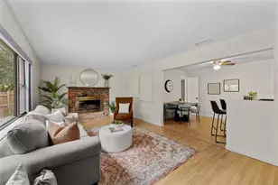 1363 Essex Dr, Clearwater, FL 33756 - Photo 5