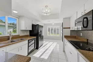 2514 Locksley St, Sun City Center, FL 33573 - Photo 11