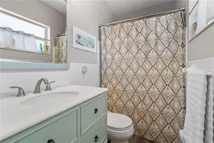 3753 46th Ave S, Saint Petersburg, FL 33711 - Photo 11